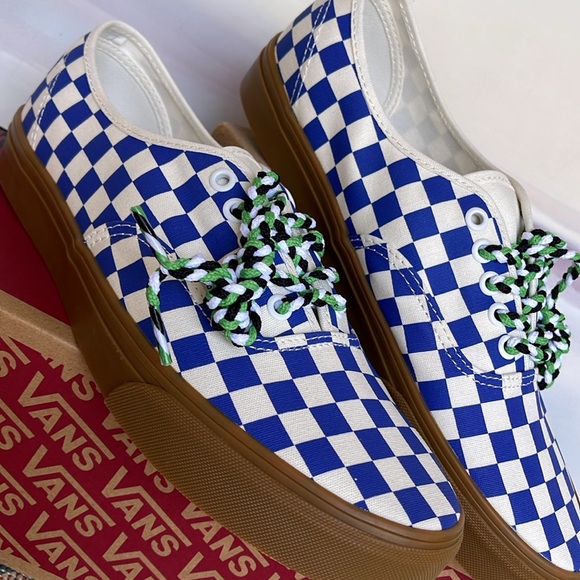 Vans WMNS Authentic
Checkerboard Blue/White
VN0009PVY6Z
Sneakers - Picture 9 of 16